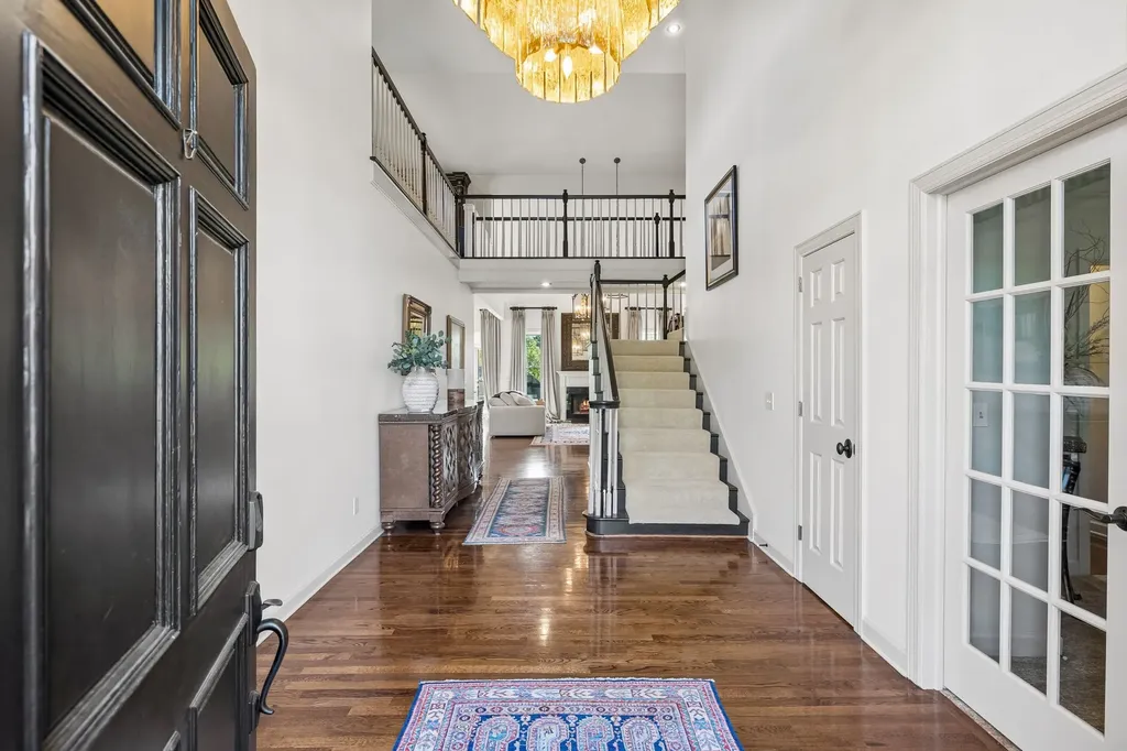 203 Kensington Park Nashville TN 37215