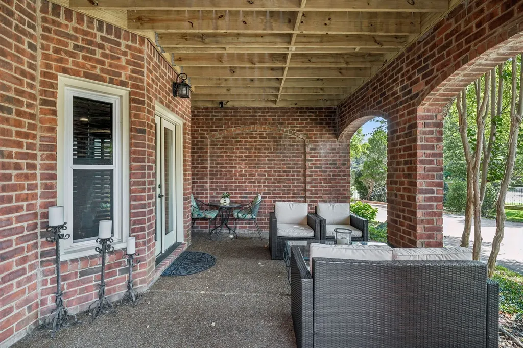 203 Kensington Park Nashville TN 37215