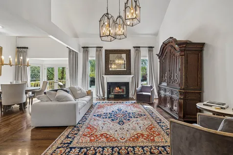 203 Kensington Park Nashville TN 37215