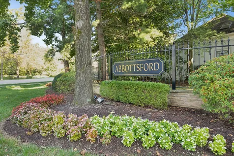 203 Kensington Park Nashville TN 37215
