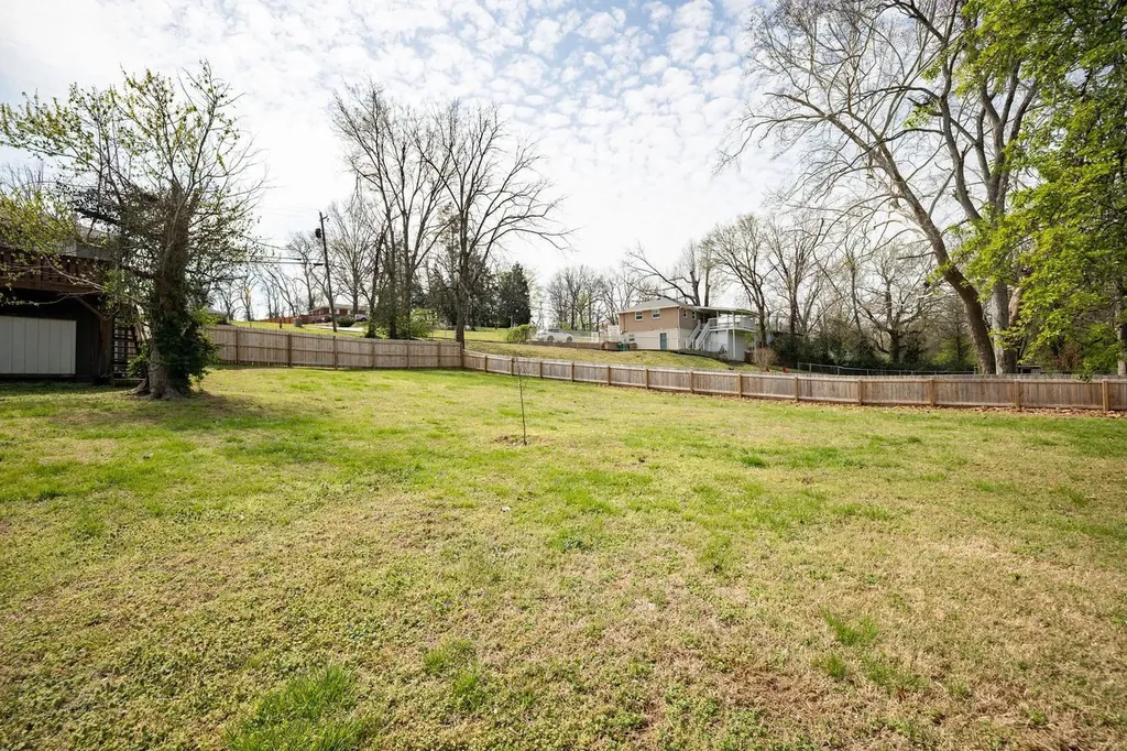 909 N Graycroft Avenue Madison TN 37115