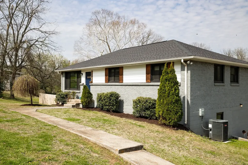 909 N Graycroft Avenue Madison TN 37115