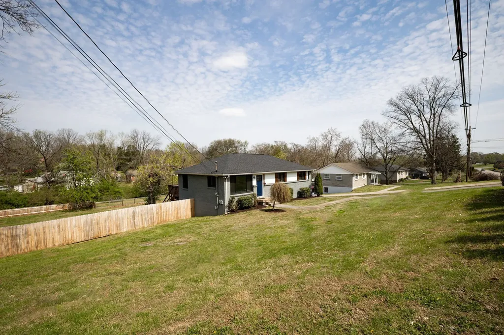 909 N Graycroft Avenue Madison TN 37115