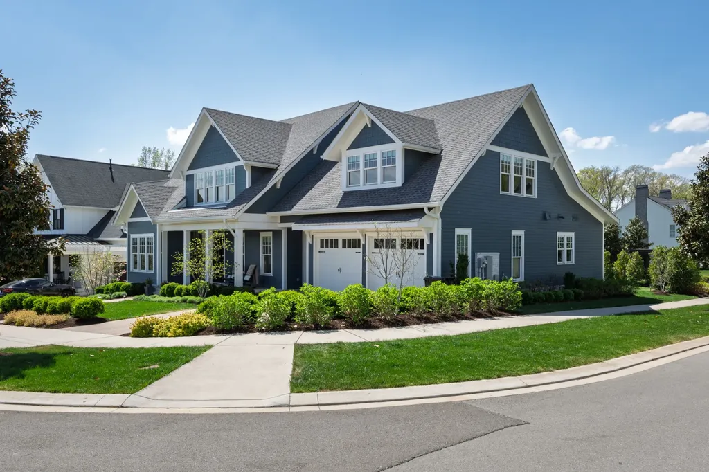 8776 Belladonna Drive College Grove TN 37046