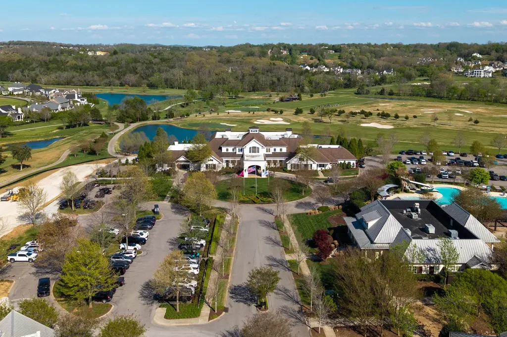 8776 Belladonna Drive College Grove TN 37046