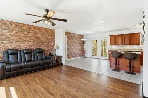 1007 Pinewood Court Ashland City TN 37015