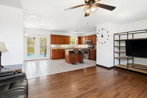 1007 Pinewood Court Ashland City TN 37015