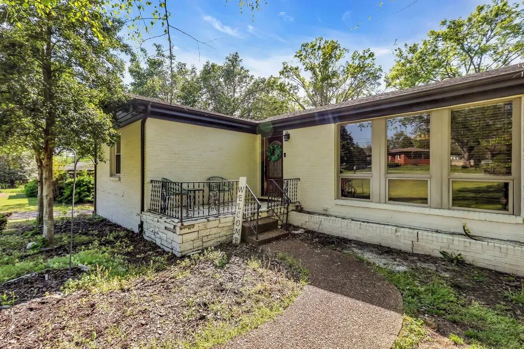 1116 Spencer Avenue Gallatin TN 37066
