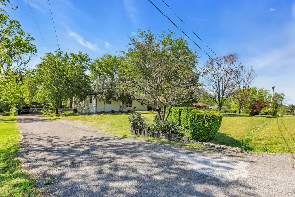 1116 Spencer Avenue Gallatin TN 37066