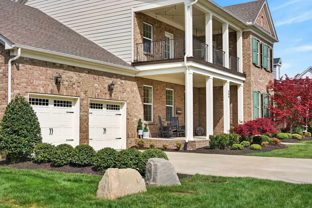 135 Ashington Circle Hendersonville TN 37075
