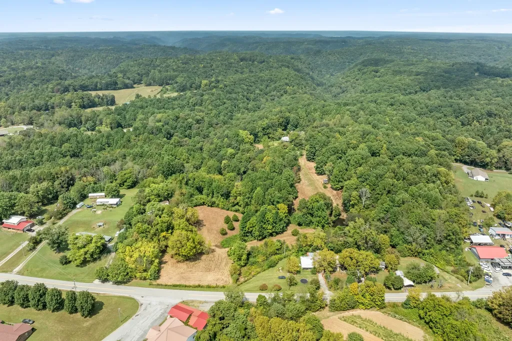 225 Richardson Lane Gainesboro TN 38562