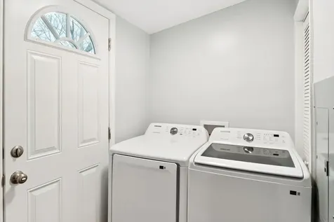 148 N Poole Street Ashland City TN 37015