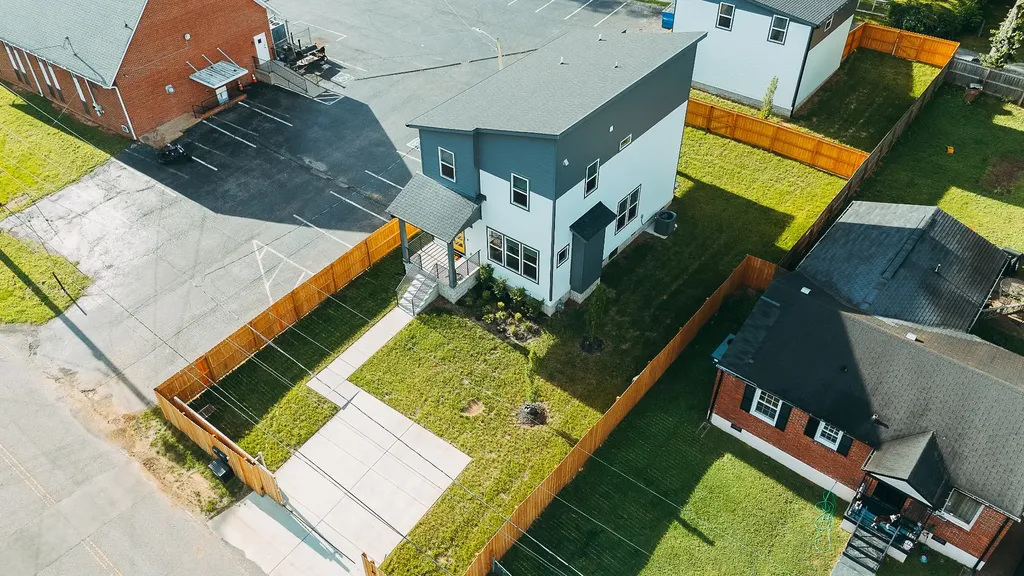2520 Delk Avenue Nashville TN 37208