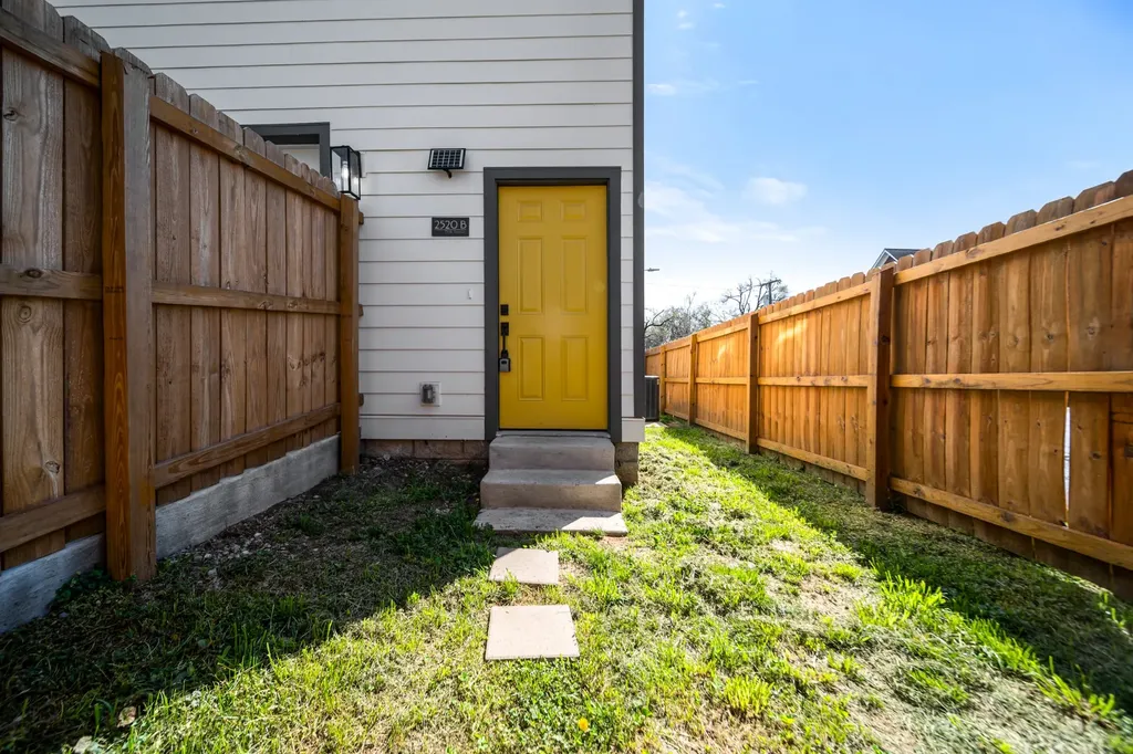 2520 Delk Avenue Nashville TN 37208