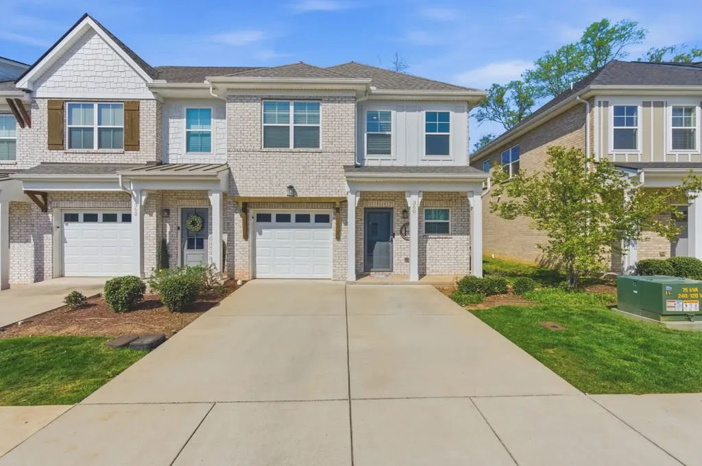 360 Banbury Drive Gallatin TN 37066