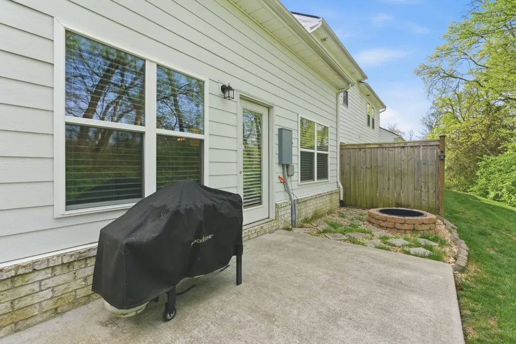 360 Banbury Drive Gallatin TN 37066