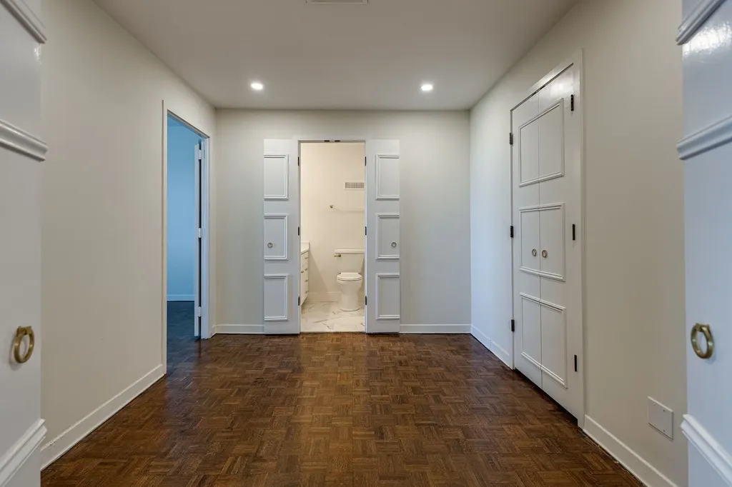 105 Leake Avenue Nashville TN 37205