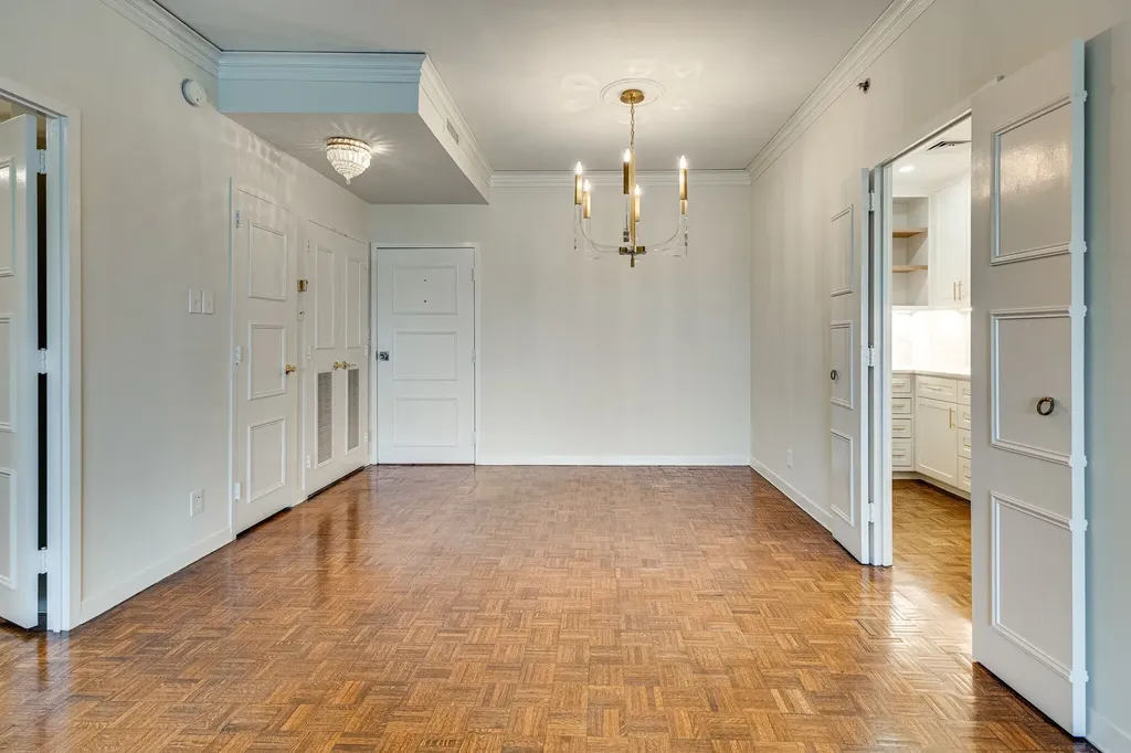 105 Leake Avenue Nashville TN 37205