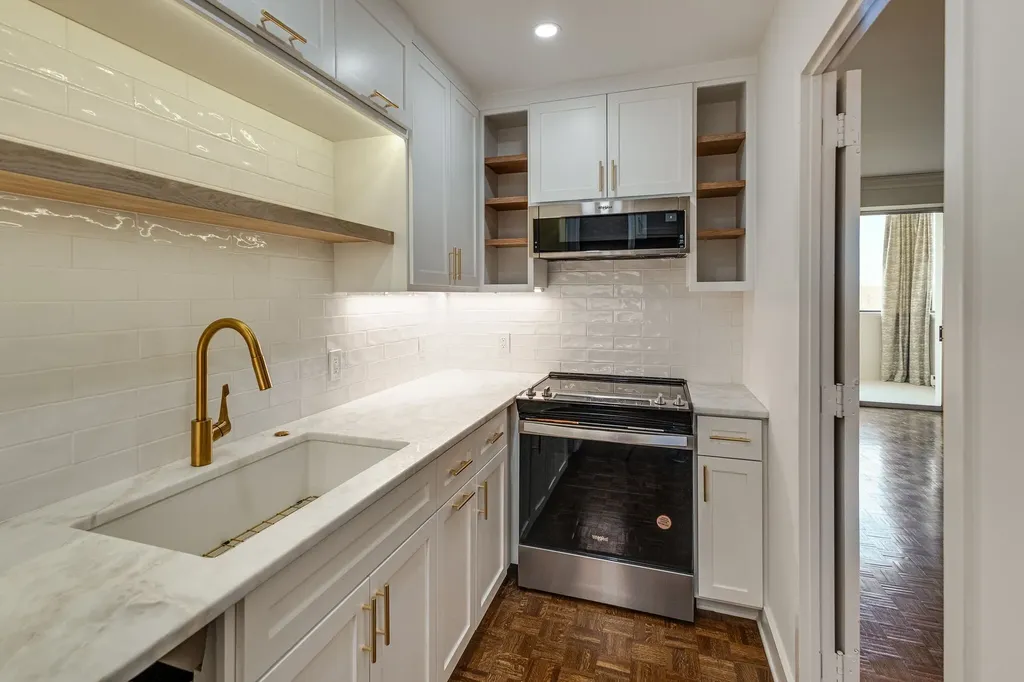 105 Leake Avenue Nashville TN 37205