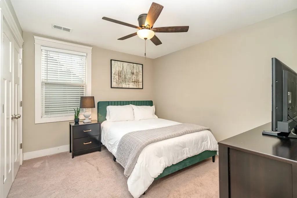 1719 14th Ave, S Nashville TN 37212