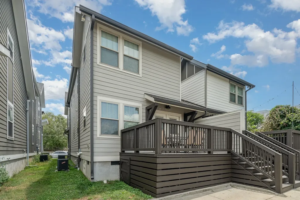 1719 14th Ave, S Nashville TN 37212