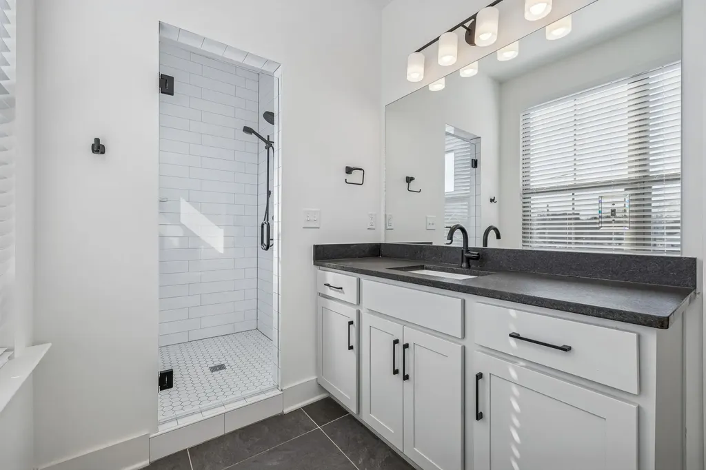 100 Thompson Lane Nashville TN 37211