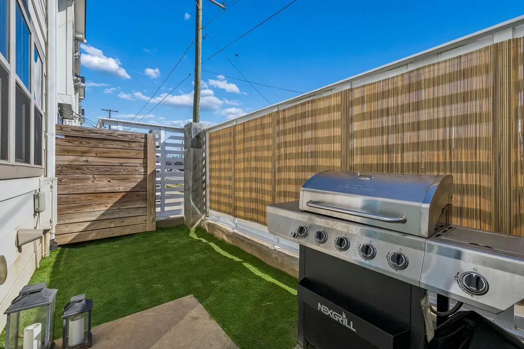 100 Thompson Lane Nashville TN 37211