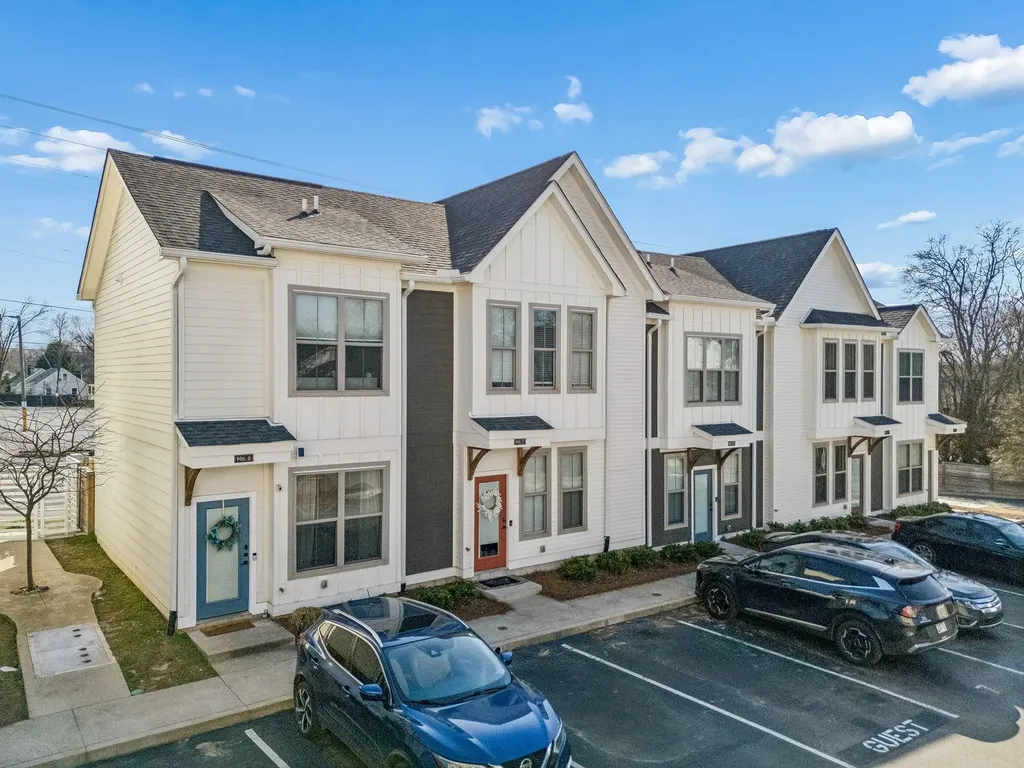 100 Thompson Lane Nashville TN 37211