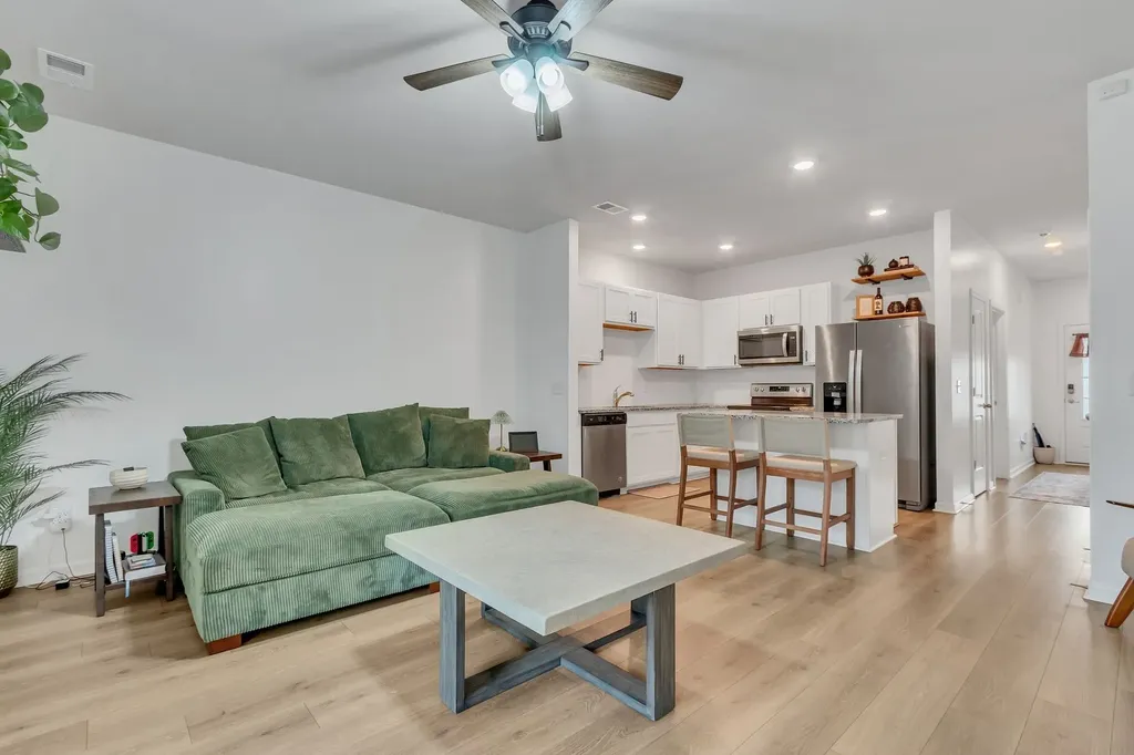 809 Dallas Drive Columbia TN 38401
