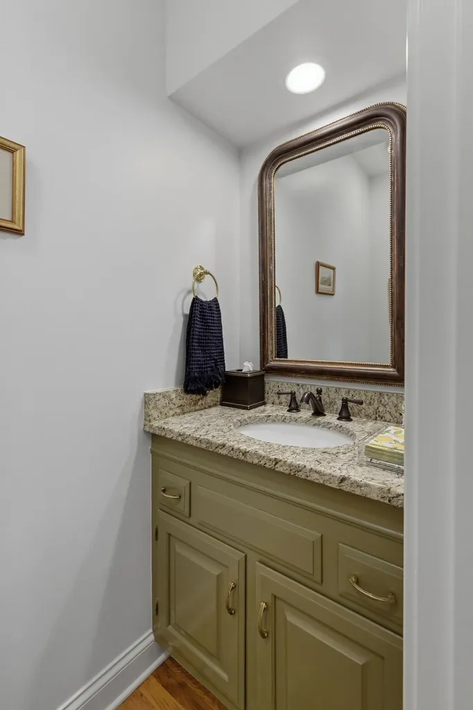 236 Burlington Place Nashville TN 37215