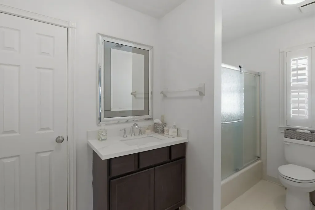 236 Burlington Place Nashville TN 37215
