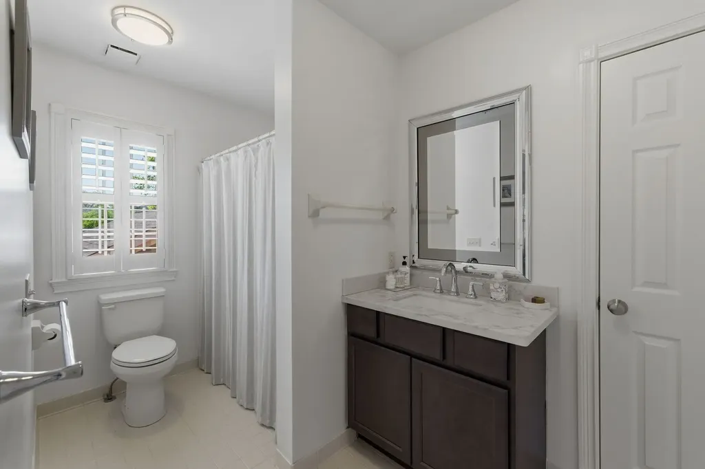 236 Burlington Place Nashville TN 37215