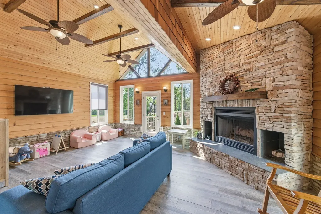 236 Burlington Place Nashville TN 37215