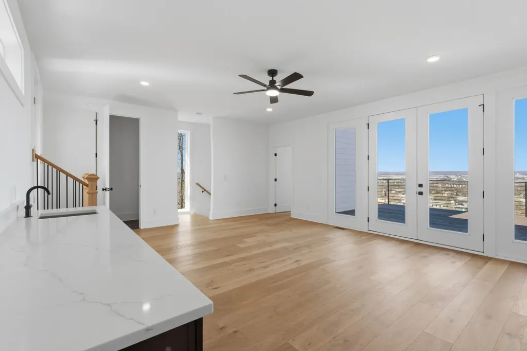 6029 Hill Circle Nashville TN 37209