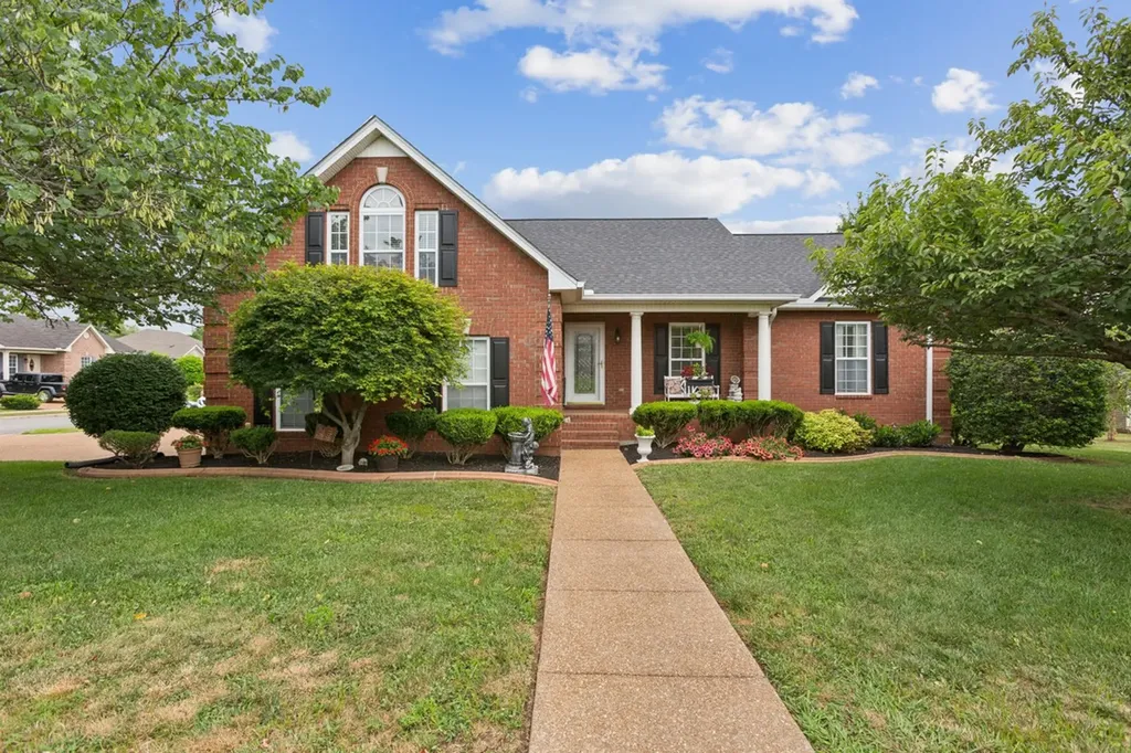 161 Peppertree Lane Gallatin TN 37066