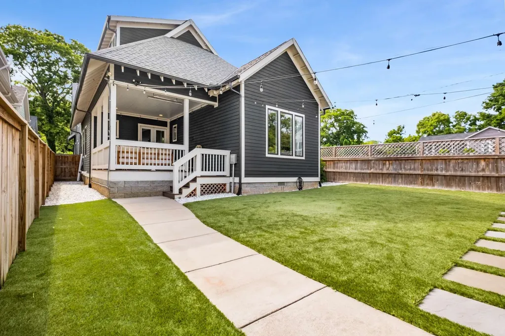 2018 10th Ave, S Nashville TN 37204