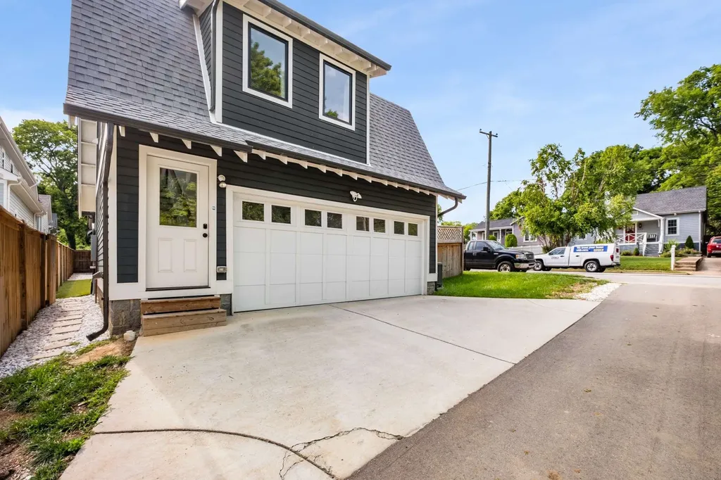2018 10th Ave, S Nashville TN 37204