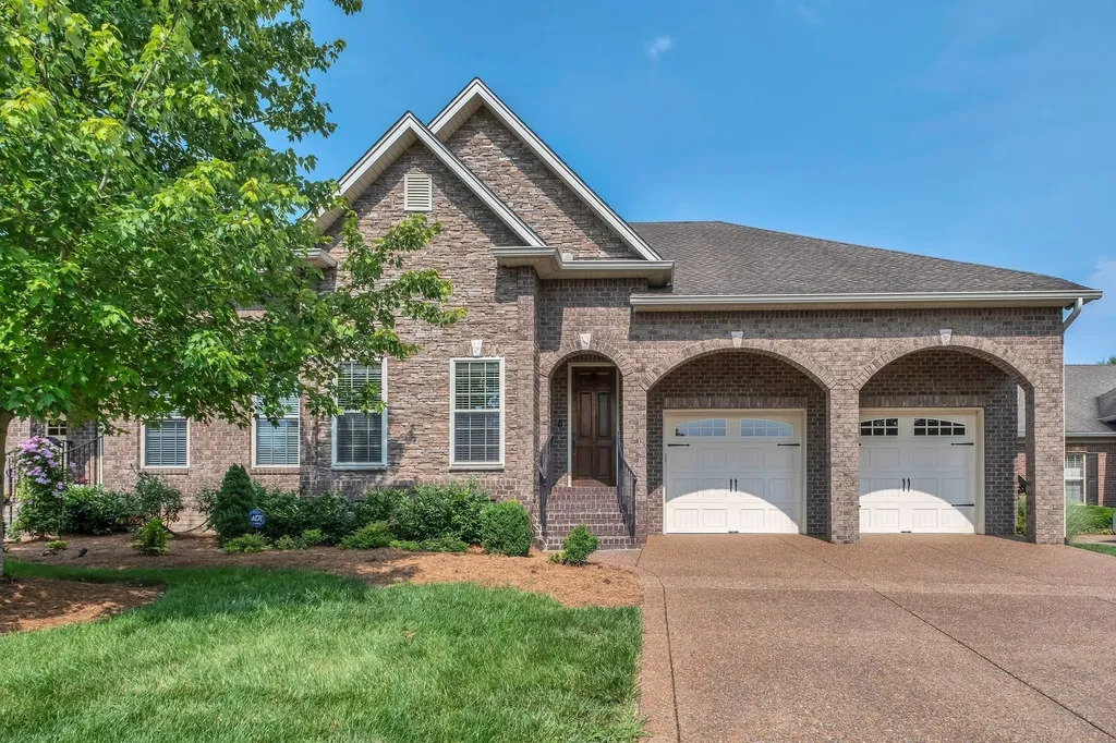 163 Tara Lane Goodlettsville TN 37072