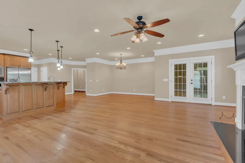 163 Tara Lane Goodlettsville TN 37072