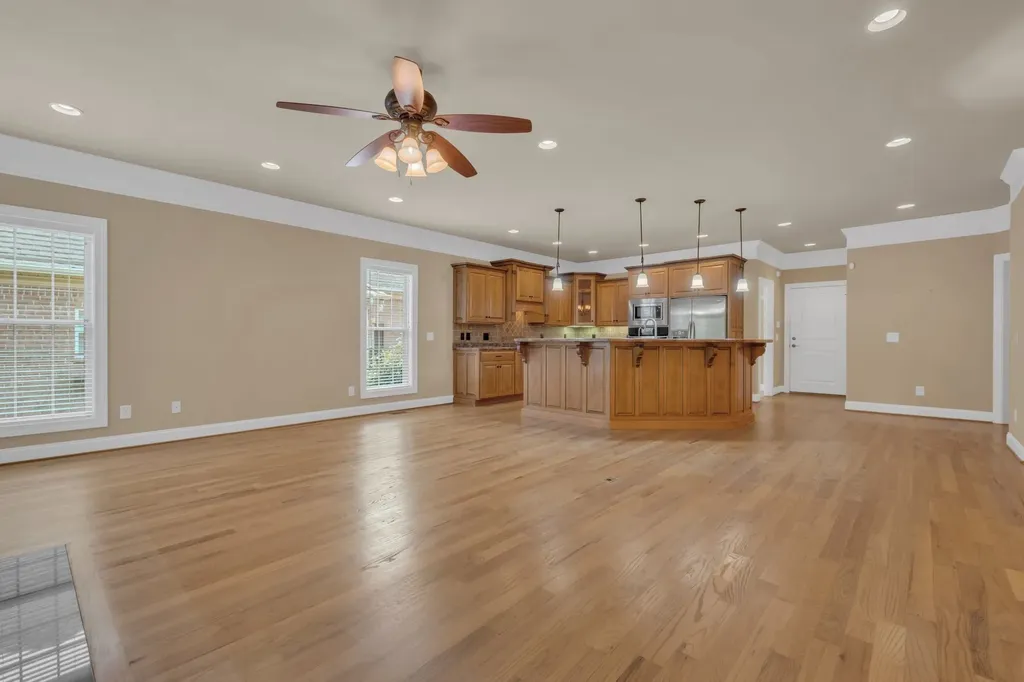163 Tara Lane Goodlettsville TN 37072