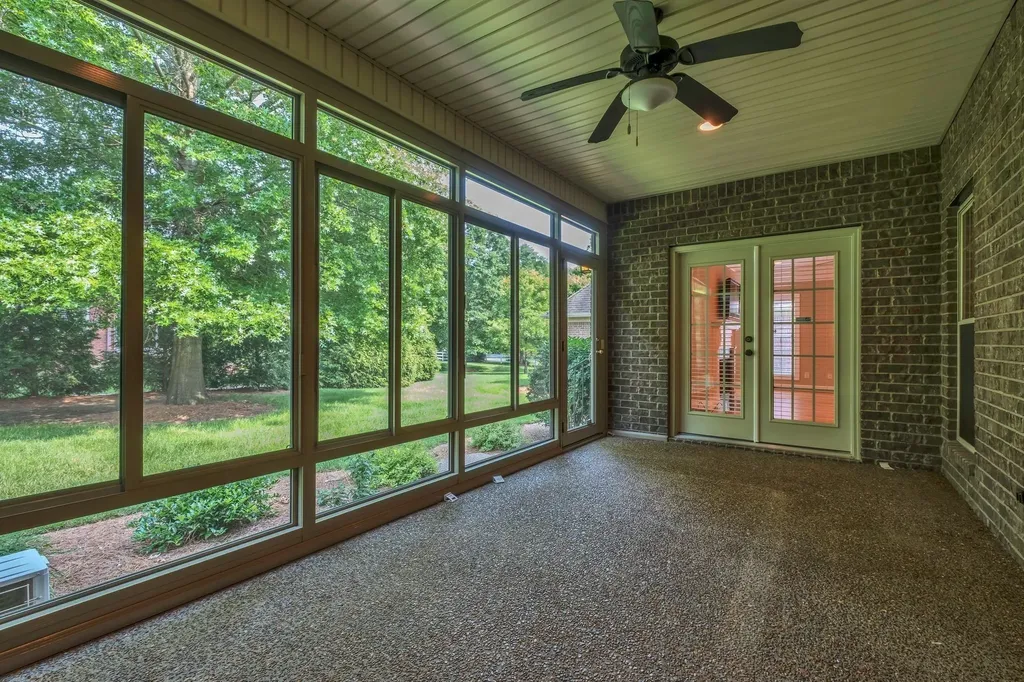 163 Tara Lane Goodlettsville TN 37072
