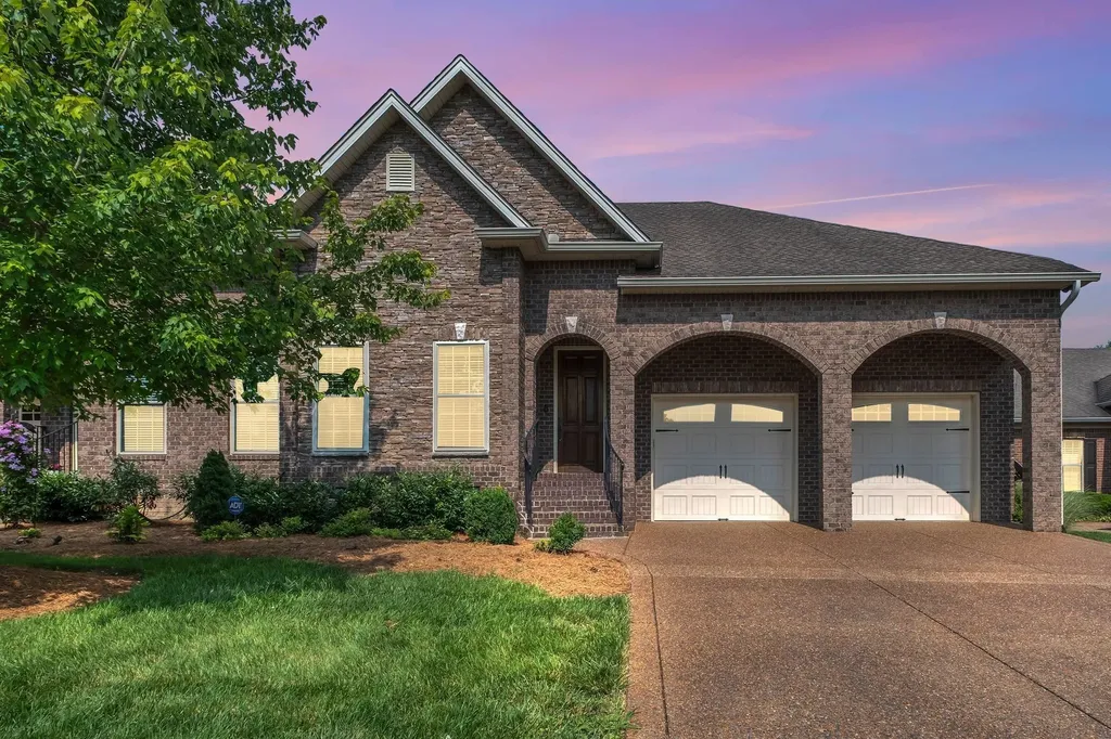 163 Tara Lane Goodlettsville TN 37072