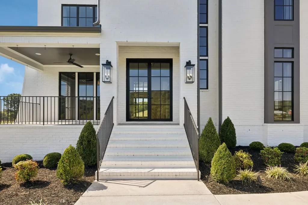 2245 Skinner Road Arrington TN 37014