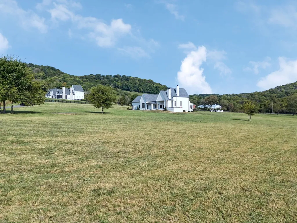 2245 Skinner Road Arrington TN 37014