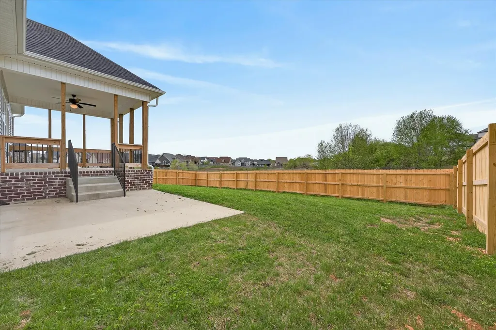 2626 Remington Trace Clarksville TN 37043