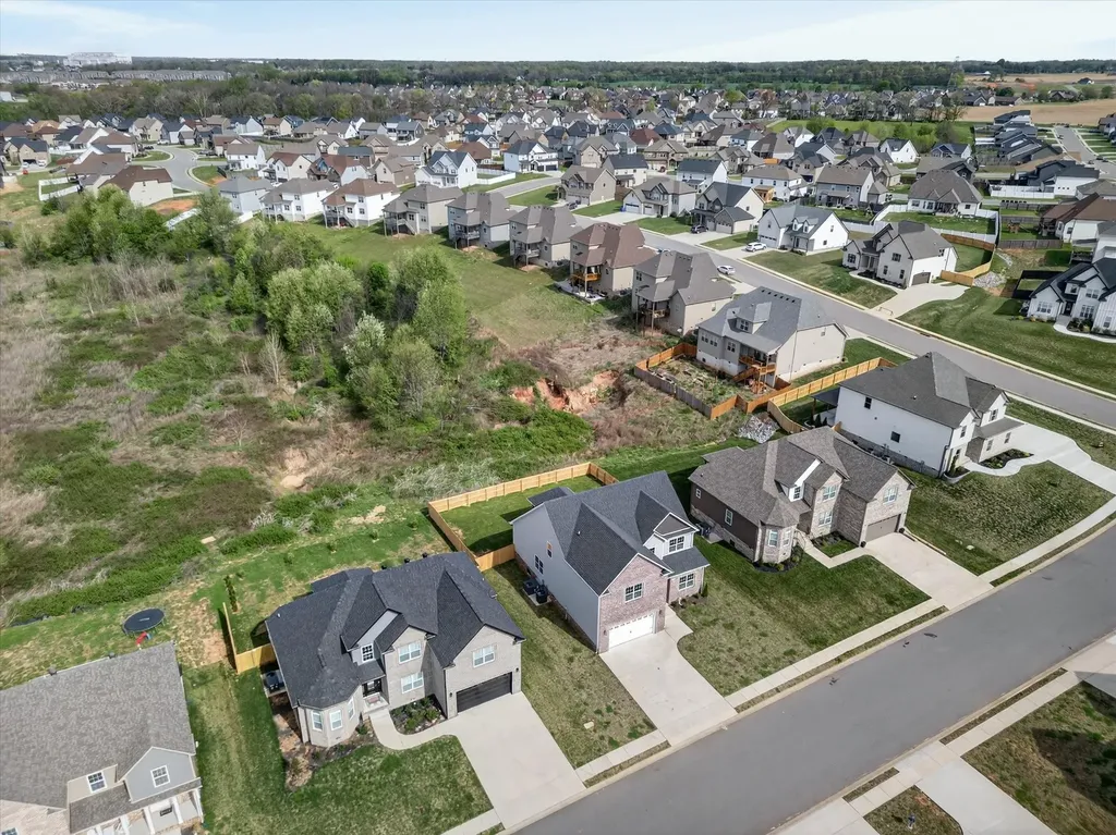 2626 Remington Trace Clarksville TN 37043