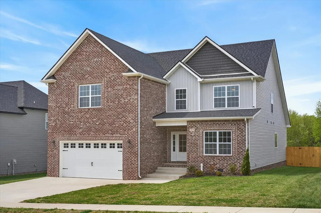 2626 Remington Trace Clarksville TN 37043