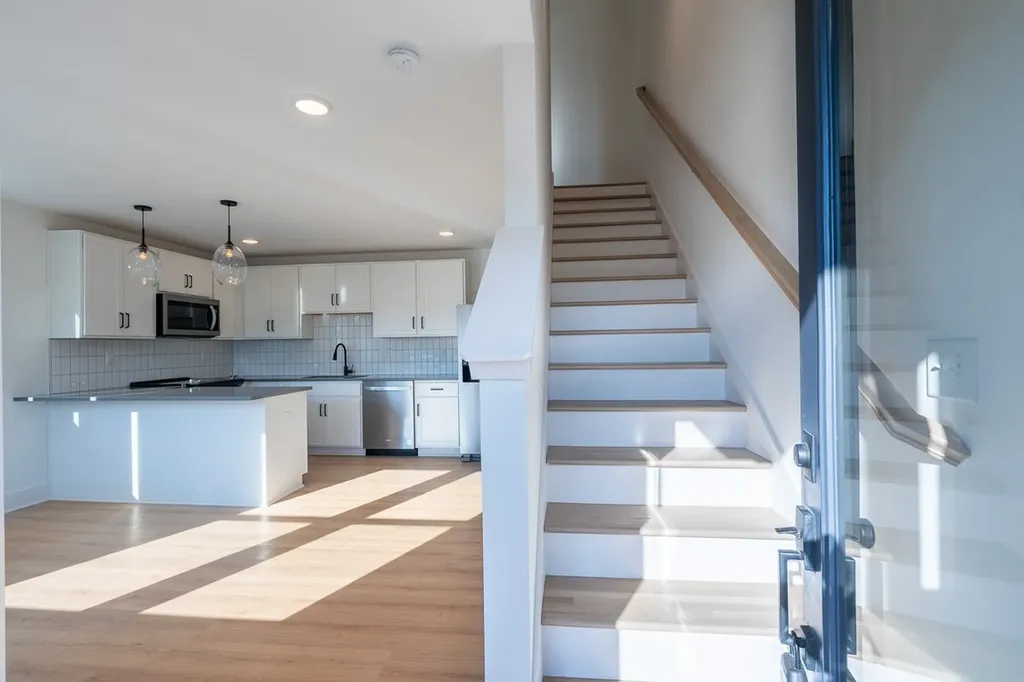 102 Duke Street Nashville TN 37207