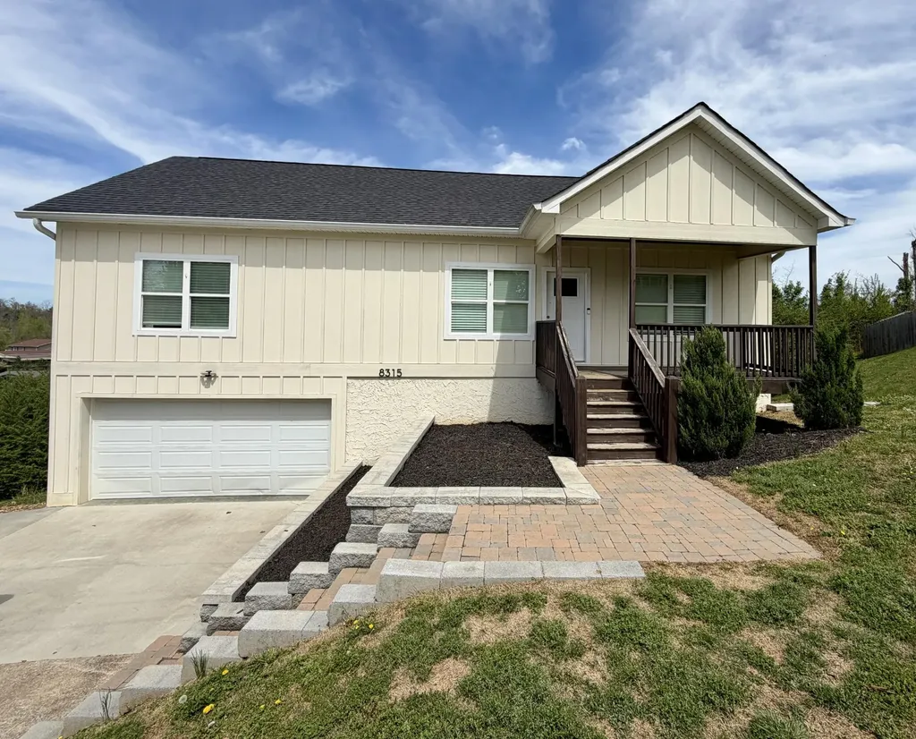 8315 Harvest Oak Lane Chattanooga TN 37421