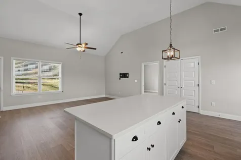 8315 Harvest Oak Lane Chattanooga TN 37421
